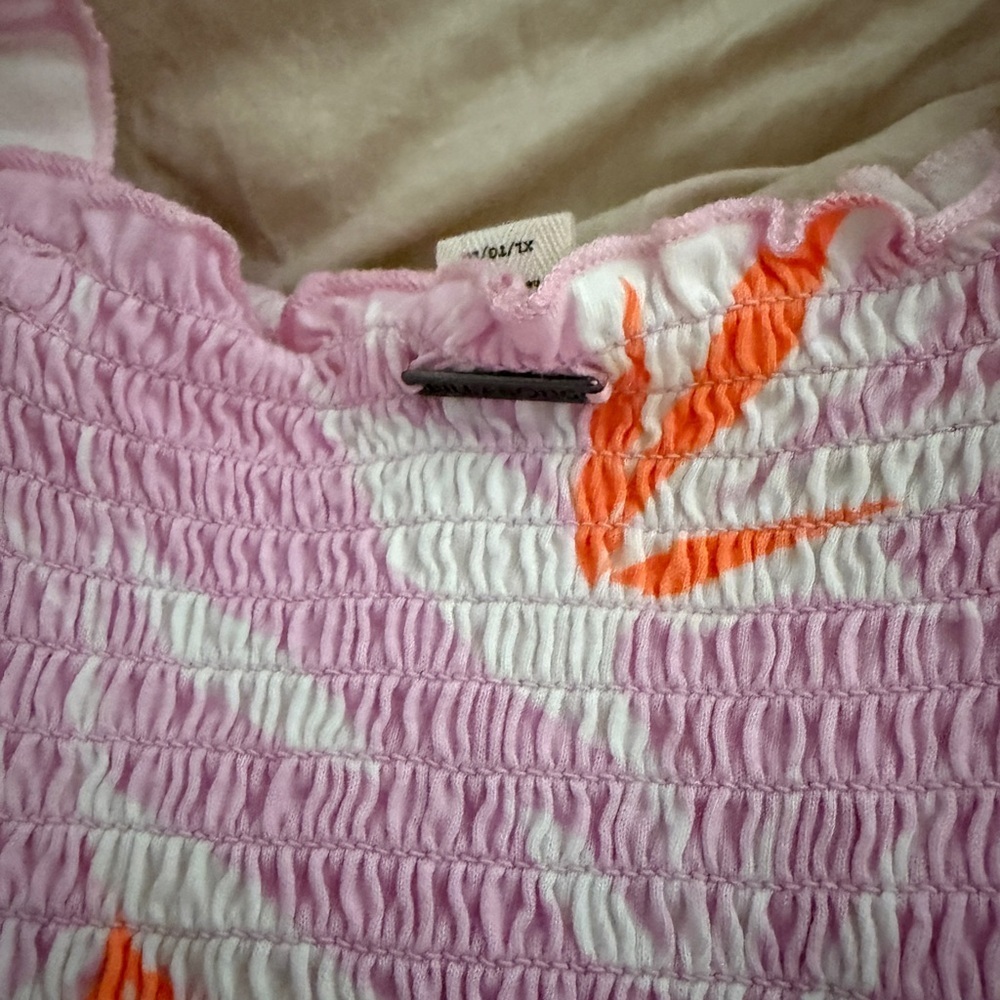 🌸☀️Sun Dreamer Smocked Tank Top
BILLABONG   NWT.  Size XL🌸☀️ - Picture 3 of 9